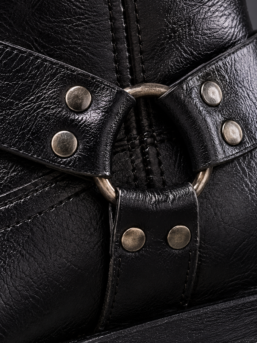 Men's Leather-Look Chelsea Boots - black detail