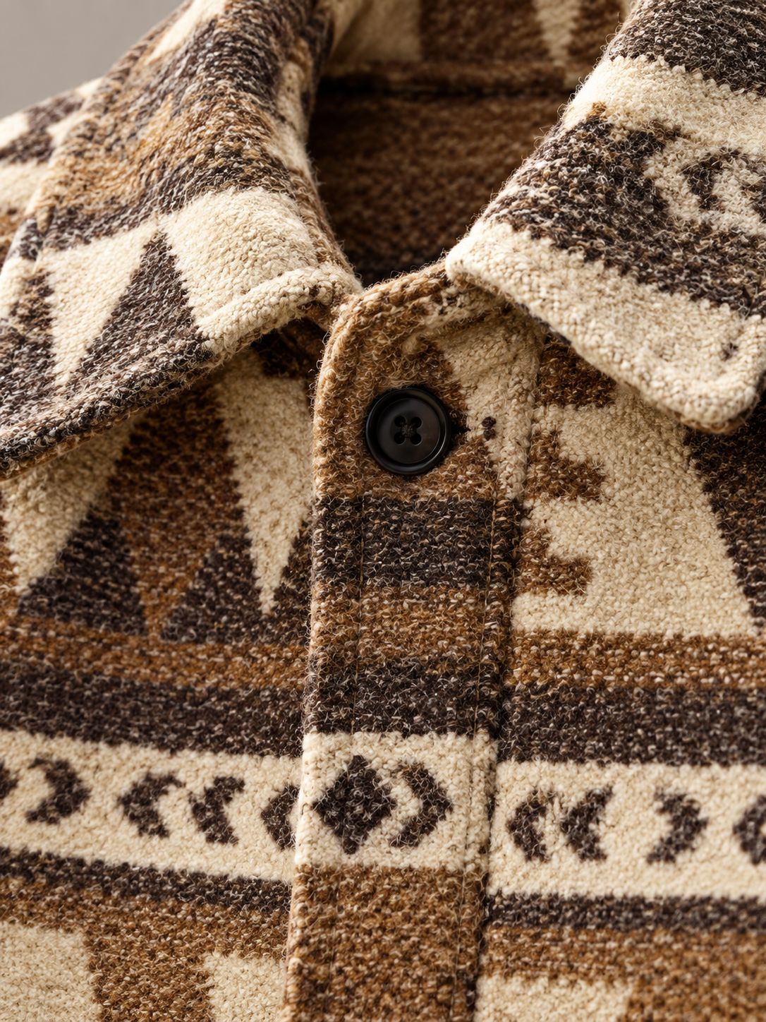 Men's Warm Textured Classic Jacket - light brown detail