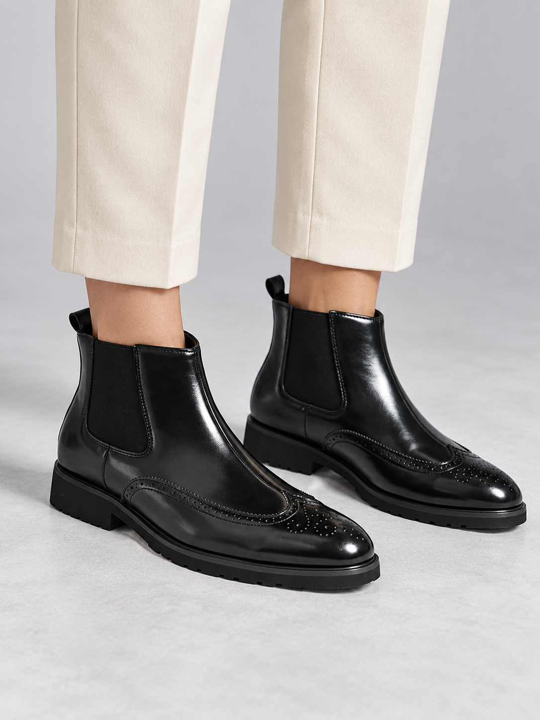 Women's Leather-Look Chelsea Boots - black model